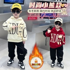 批发<b class='q'>童装</b><b class='q'>男</b><b class='q'>童</b>加绒<b class='q'>套装</b>2025新款洋气连帽儿<b class='q'>童</b>宝宝秋冬装炸街加厚两件套