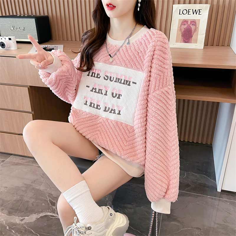 First real shot of double-sided velvet color-blocked plus velvet sweatshirt for women with stylish letters and trendy tops and jackets