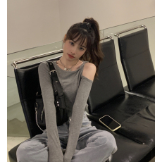 批发韩国外贸韩版新款坑条设计感辣妹露肩<b class='q'>T</b><b class='q'>恤</b>女春季长袖修身打底衫