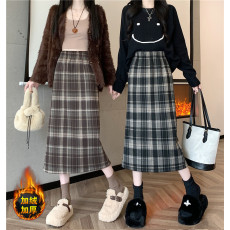 批发现 实拍实价 咖色格纹呢<b class='q'>半身裙</b>秋冬中长<b class='q'>包臀</b>裙高腰开叉a字裙