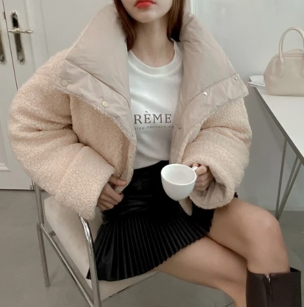 한국 스타일 가을 겨울 양털 면 의류 쇼트 스타일 허리 수축 터틀넥 레트로 하라주쿠 스타일 재킷 터틀넥 디자인 센스 여성 코트