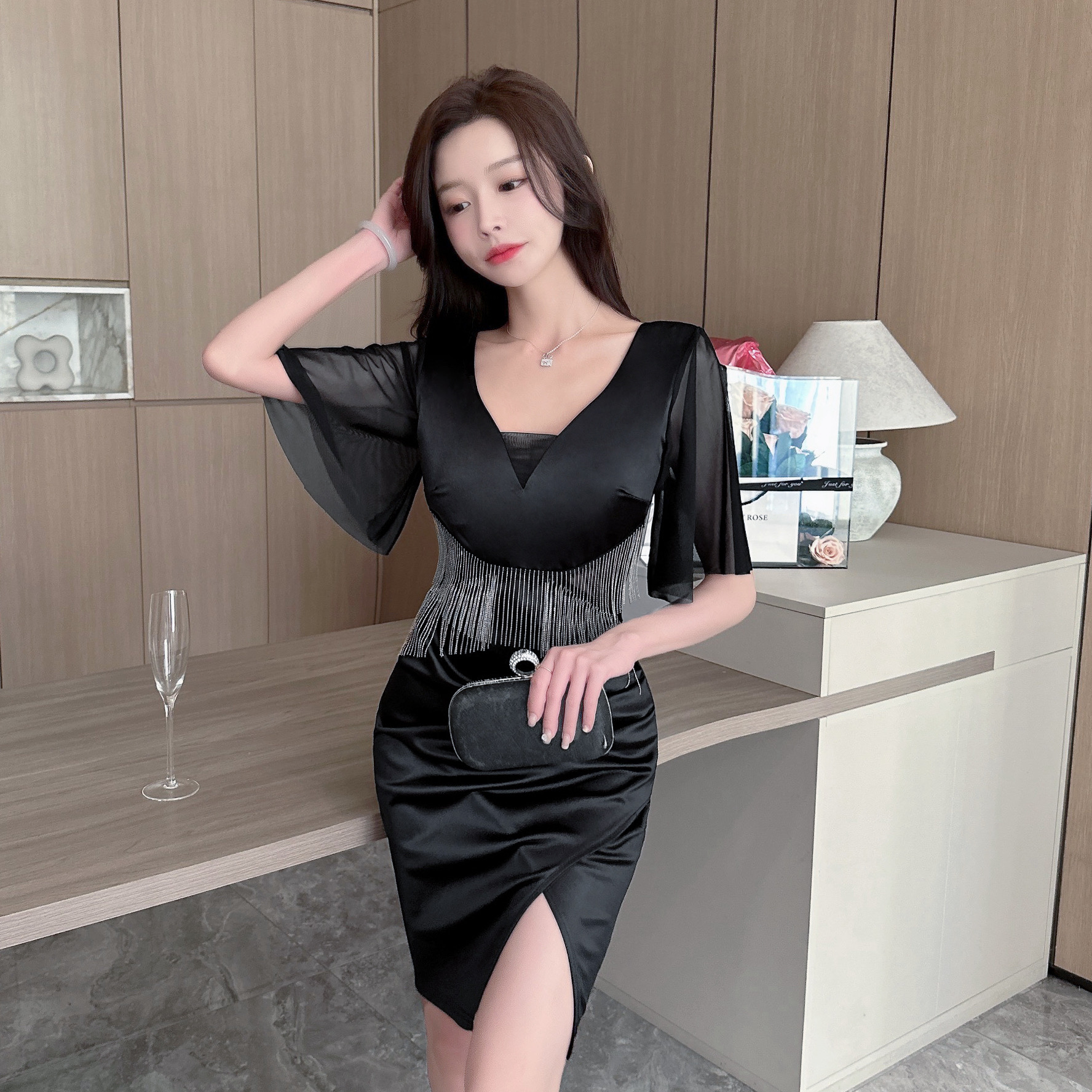 實拍高級感氣質輕奢禮服性感流蘇拼接彈力緞麵包臀緊身連衣裙