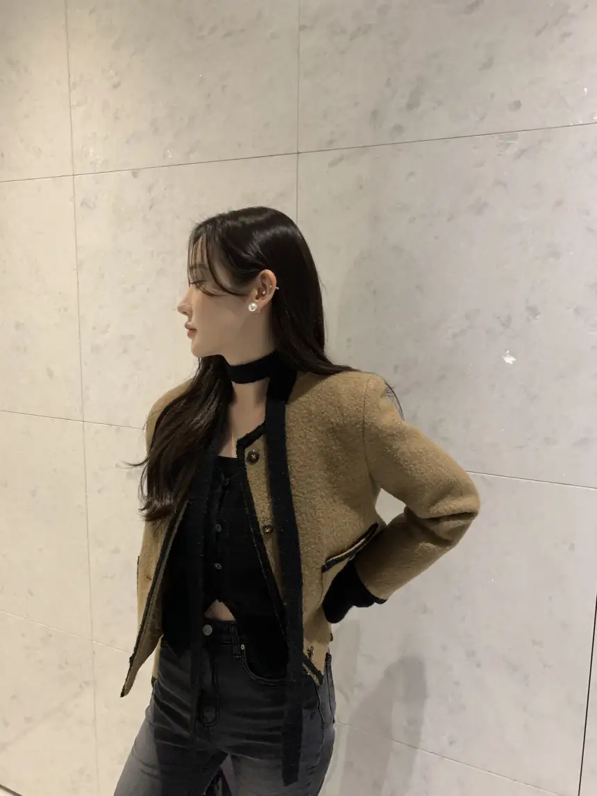 프렌치 스타일 단추 니트 조끼 상세 이미지 22