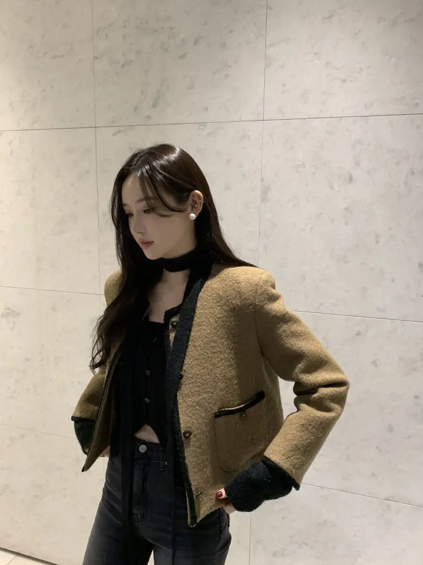 프렌치 스타일 단추 니트 조끼 상세 이미지 25