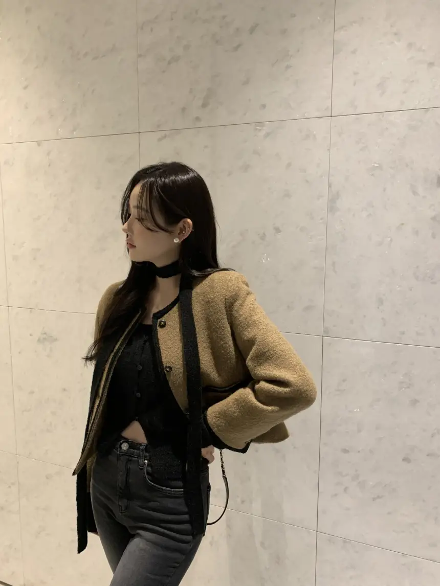 프렌치 스타일 단추 니트 조끼 상세 이미지 26