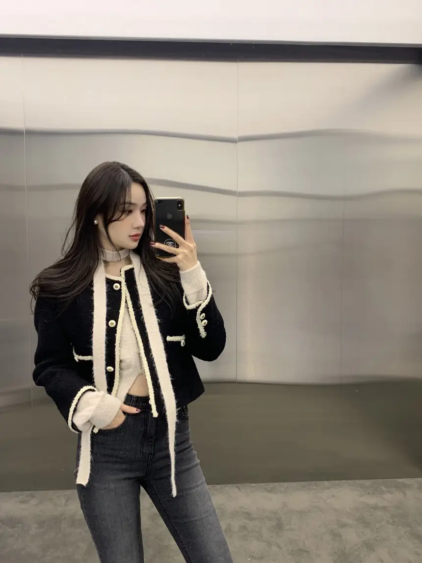 프렌치 스타일 단추 니트 조끼 상세 이미지 37