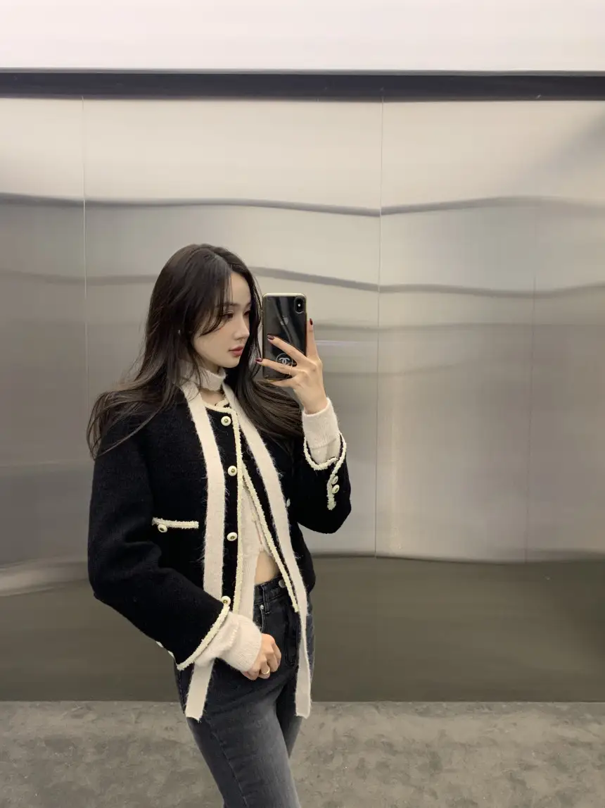 프렌치 스타일 단추 니트 조끼 상세 이미지 39