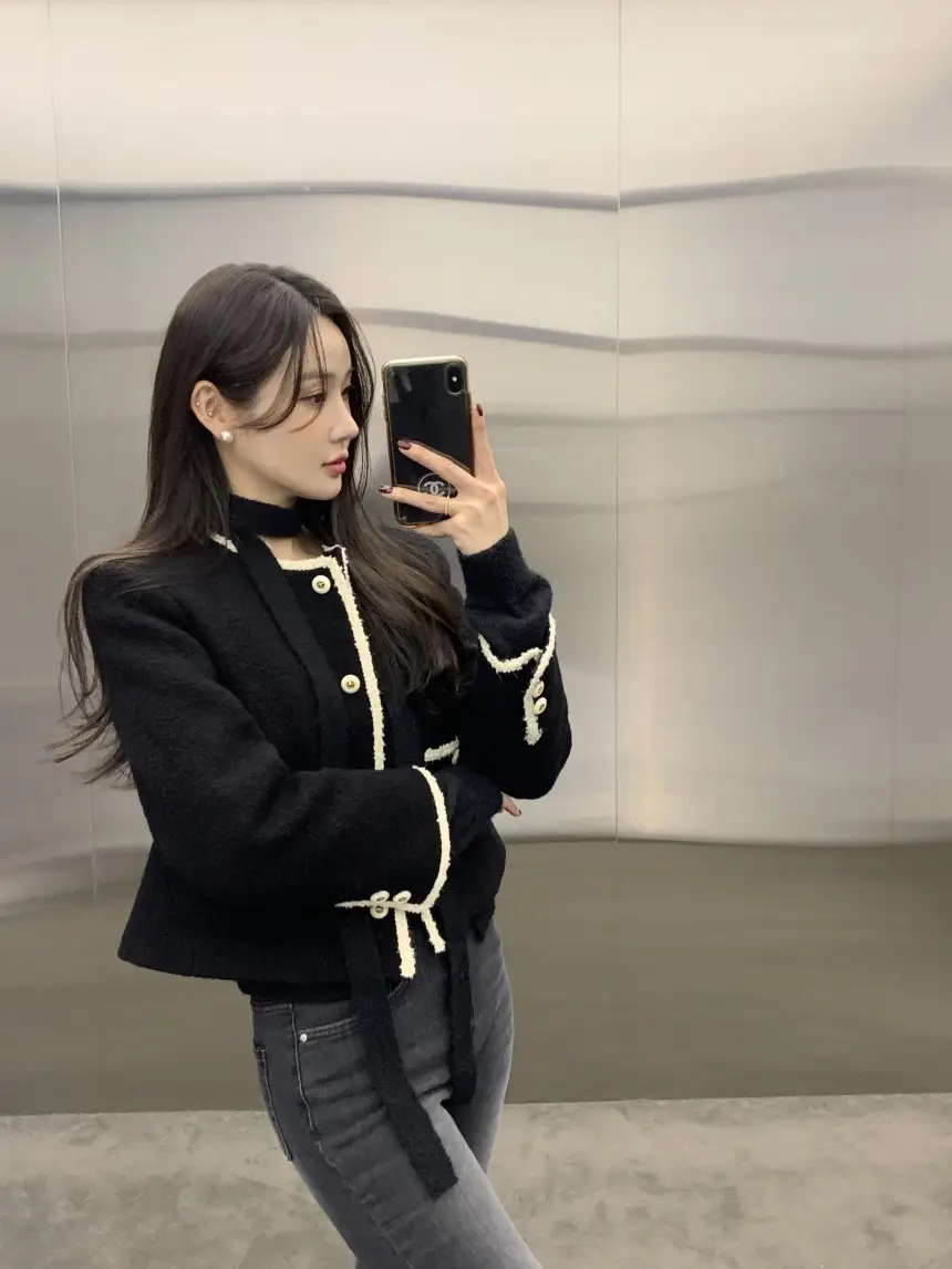 프렌치 스타일 단추 니트 조끼 상세 이미지 42