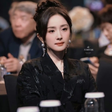 批发爱奇艺尖叫之夜杨幂同款新中式国风复古黑色印花外套老钱风上衣女