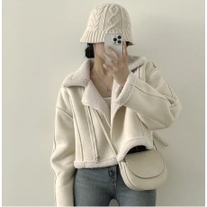 批发韩版chic<b class='q'>皮毛</b><b class='q'>一体</b>麂皮绒外套短款小个子复古加绒加厚机车服上衣女