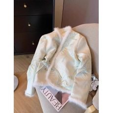 批发实拍中式国风<b class='q'>唐装</b>夹棉上衣套装女秋冬新款提花汉元素短款棉服外套