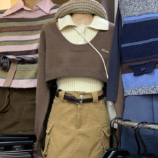 批发2025性感辣妹翻领无袖小背心软糯一字肩长袖毛衣针织<b class='q'>罩衫</b>两件套女