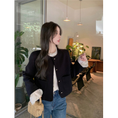 批发压褶立领内搭花边<b class='q'>衬衫</b>赫本风黑色外套气质毛呢短款上衣