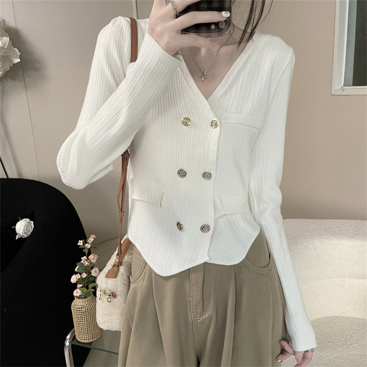 Real shot of small fragrant style sweater cardigan coat for women in winter slimming loose v-neck irregular knitted top