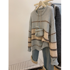 批发实拍 秋季新款撞色圆领拼色套头羊毛针织衫气质宽松慵懒大版毛衣