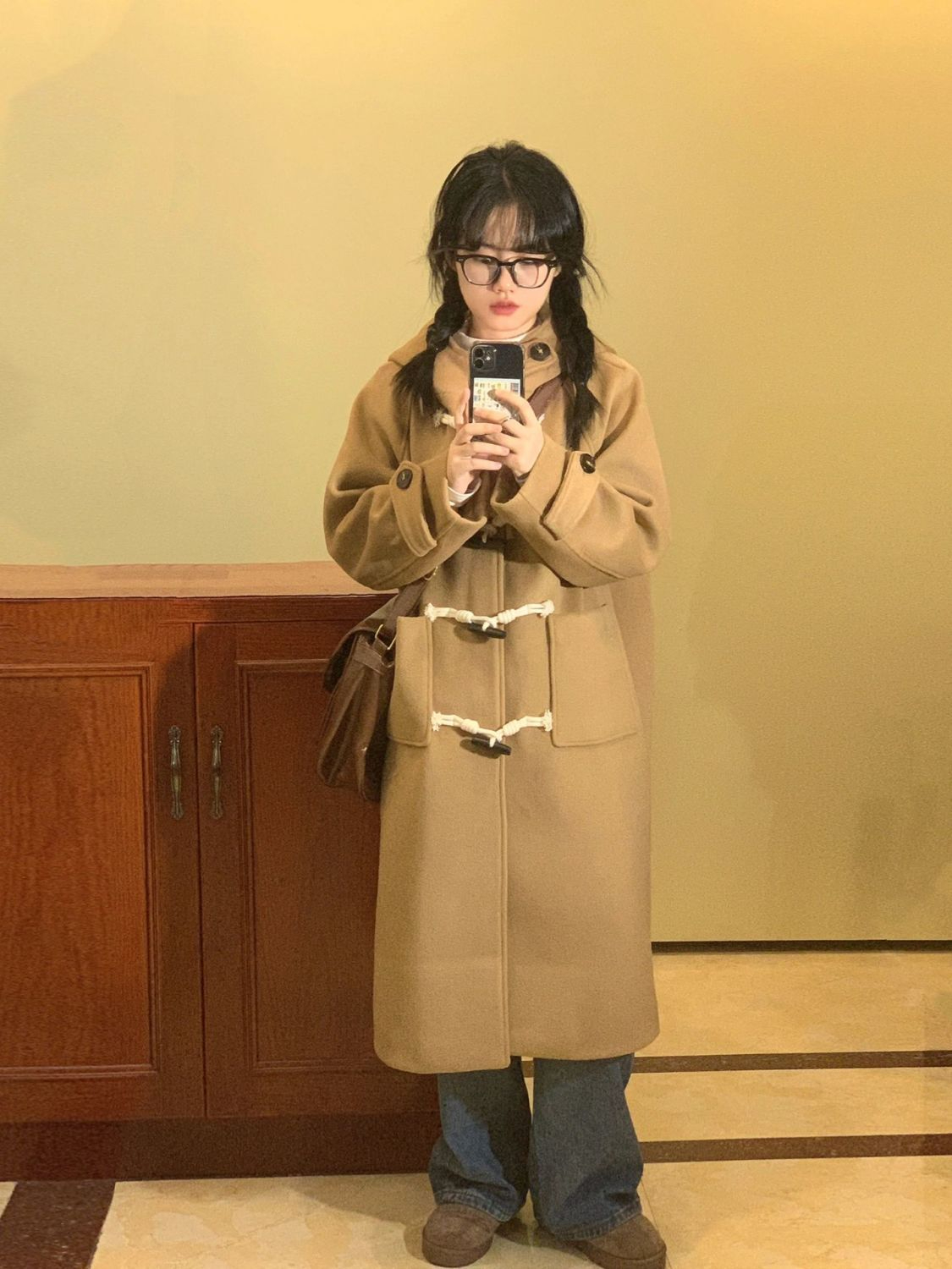 Camel horn button woolen coat for women  autumn and winter new style small Korean style fashion design woolen coat trendy