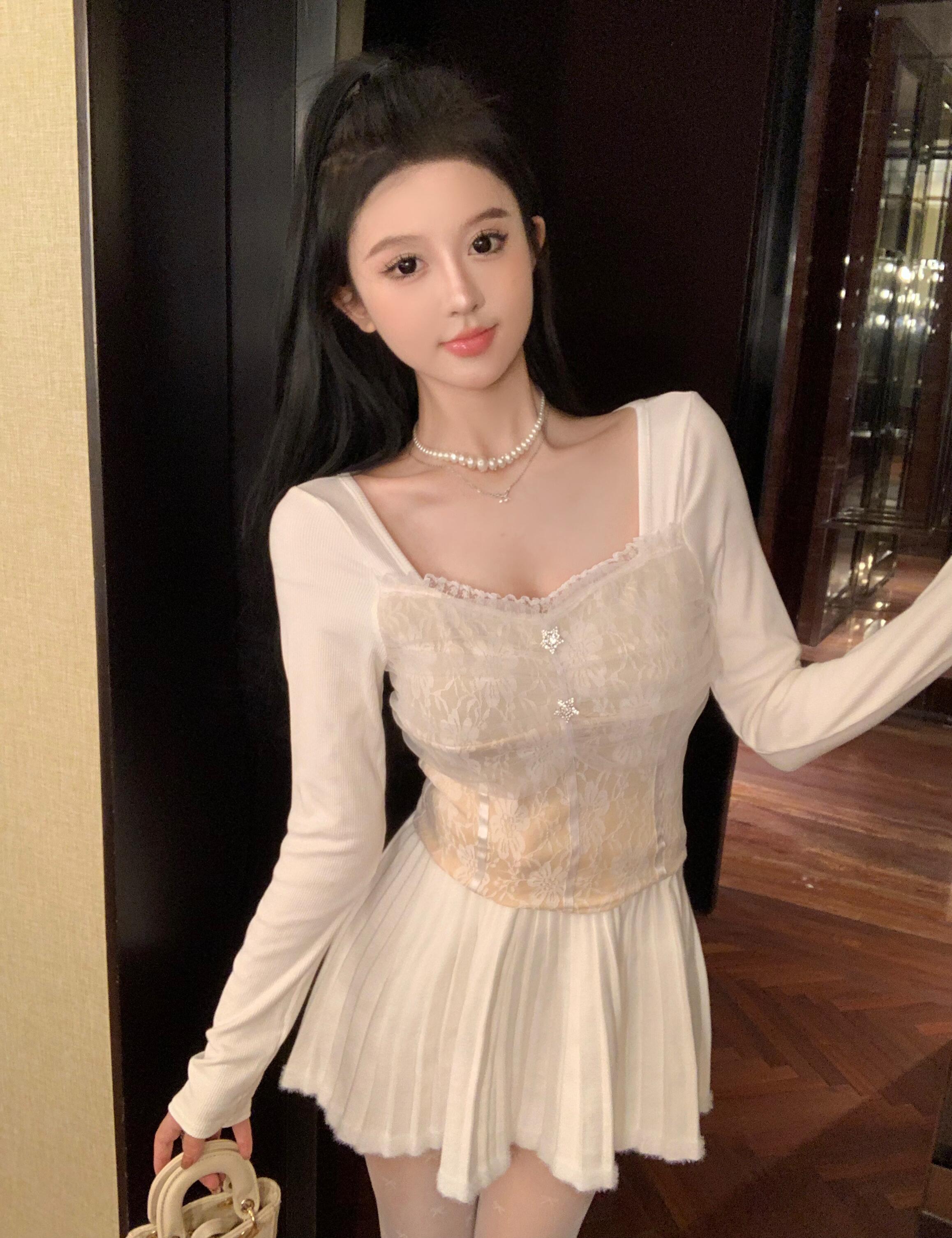 實拍   純欲辣妹少女感拼接蕾絲花邊方領修身長袖打底上衣