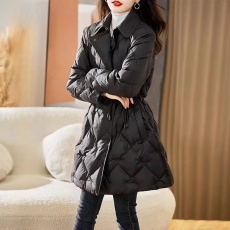 批发西装领黑色羽绒服女<b class='q'>短款</b>小个子收腰修身2025年冬季新款时尚洋气