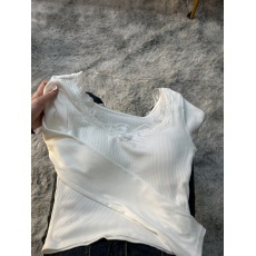 批发实价不减纯欲风蕾丝蝴蝶结内搭修身长袖T恤打底衫短款T恤保暖上衣