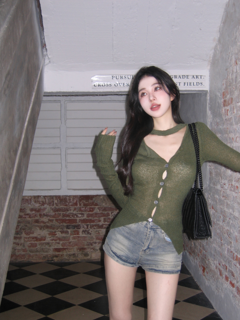 Actual shot of pickle green V-neck slim knitted top soft waxy halterneck hollow knitted cardigan