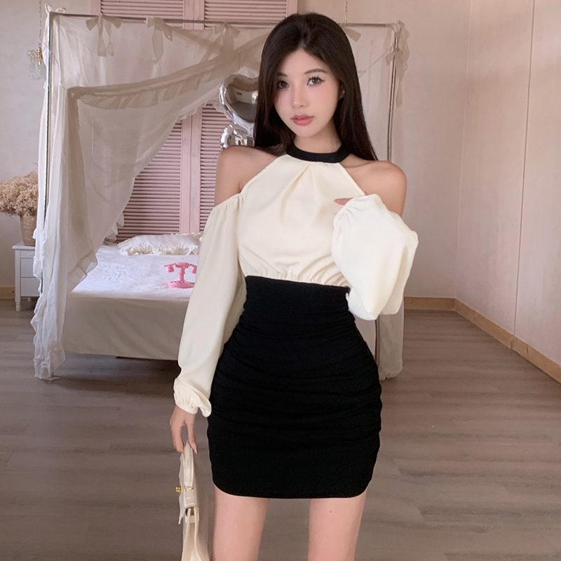 French ladylike long-sleeved halterneck dress, feminine and gentle off-shoulder hip skirt, short skirt