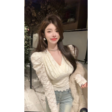 批发实拍实价~秋冬新款V领气质显瘦加绒磨毛花边蕾丝衫女<b class='q'>泡泡袖</b>上衣女