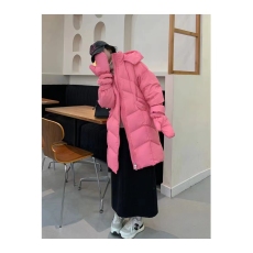 批发高级感粉色羽绒服女中长款2023年冬季新款韩版宽松保暖白鹅绒外套