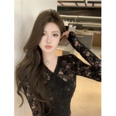 批发实拍纯欲V领性感修身显瘦微透蕾丝衫打底上衣女