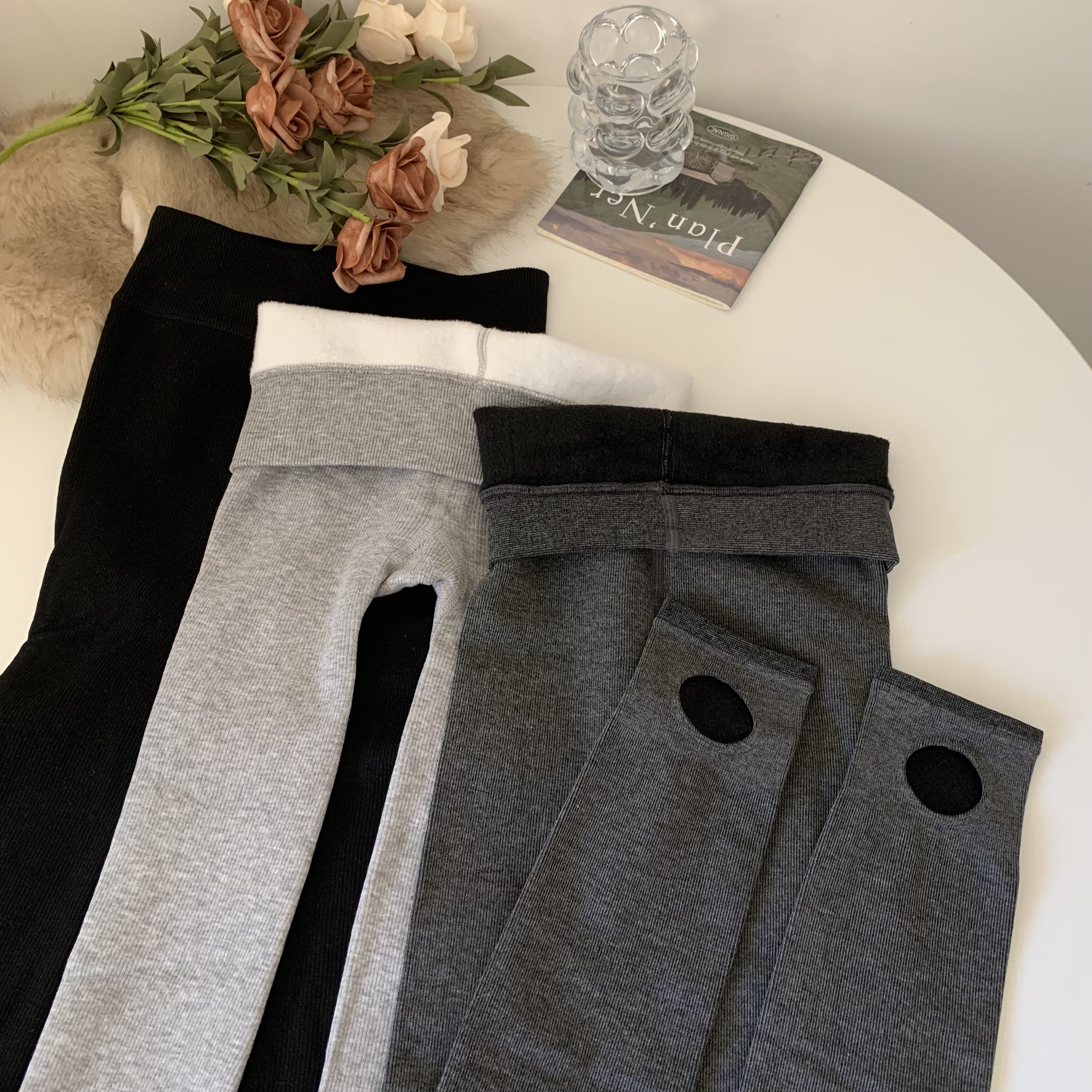 Real shot of winter black leggings for outer wear plus velvet leggings, versatile and slimming, foot-stepping tights