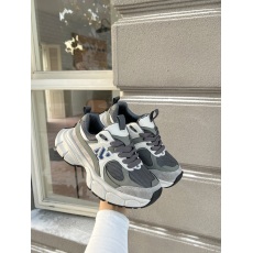 批发<b class='q'>实拍</b>高品质真皮厚底老爹鞋女秋冬2023年新款韩版复古百搭<b class='q'>运动鞋</b>潮