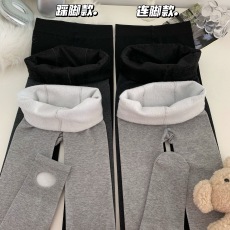 批发实拍实价 打底裤<b class='q'>女</b>冬季外穿加绒加厚连脚裤<b class='q'>袜</b>显瘦踩脚裤紧身裤