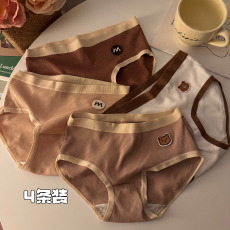 批发实拍实价韩版<b class='q'>可爱</b>卡通少女中腰透气纯棉档<b class='q'>内裤</b>女三角打底裤4条装