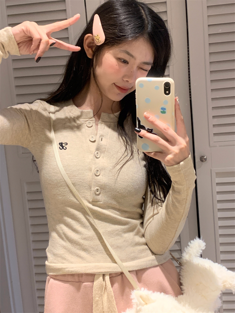 Actual shot~ Button-down half-open collar embroidered sweater for autumn and winter sweet girls slimming slim long-sleeved inner top