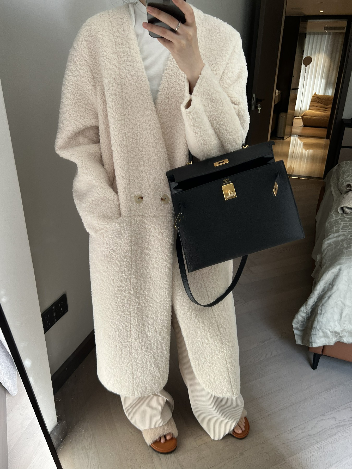 摩登197慵懶風長款羊羔毛外套女2023冬季寬鬆加厚羊剪絨大衣H5169