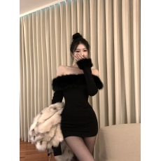 批发实拍实价 超辣毛毛领<b class='q'>露肩</b>抹胸一字肩包臀<b class='q'>连衣裙</b>