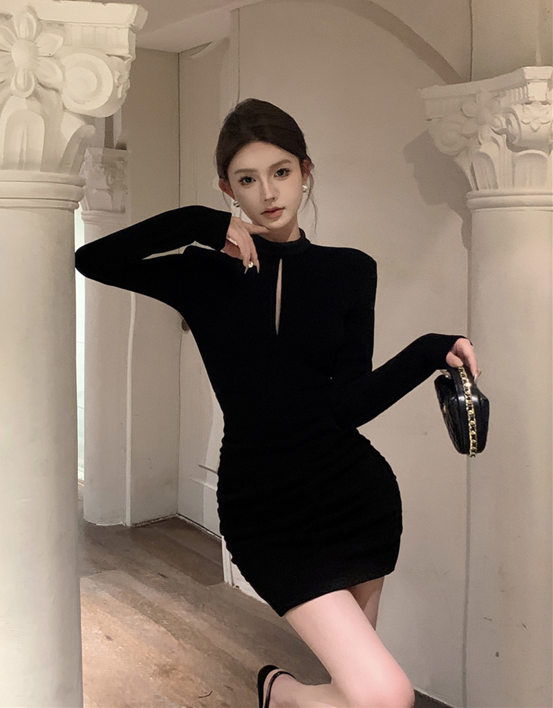 實拍復古性感包臀顯瘦褶皺長袖中高領連衣裙女