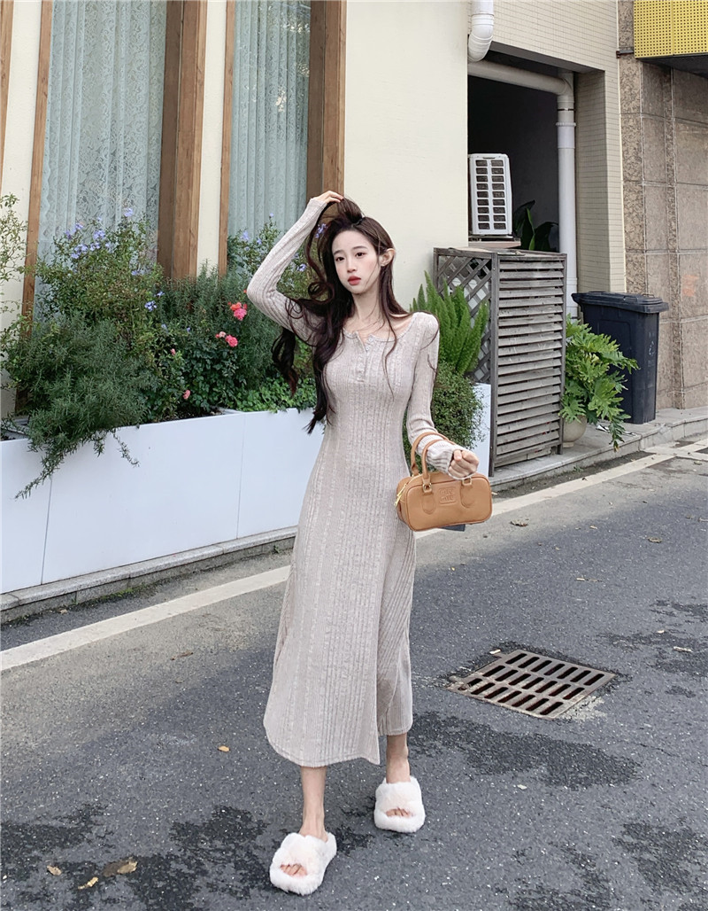 Actual shot~Fleet thickening autumn and winter French waist slimming long skirt bottoming long-sleeved knitted dress