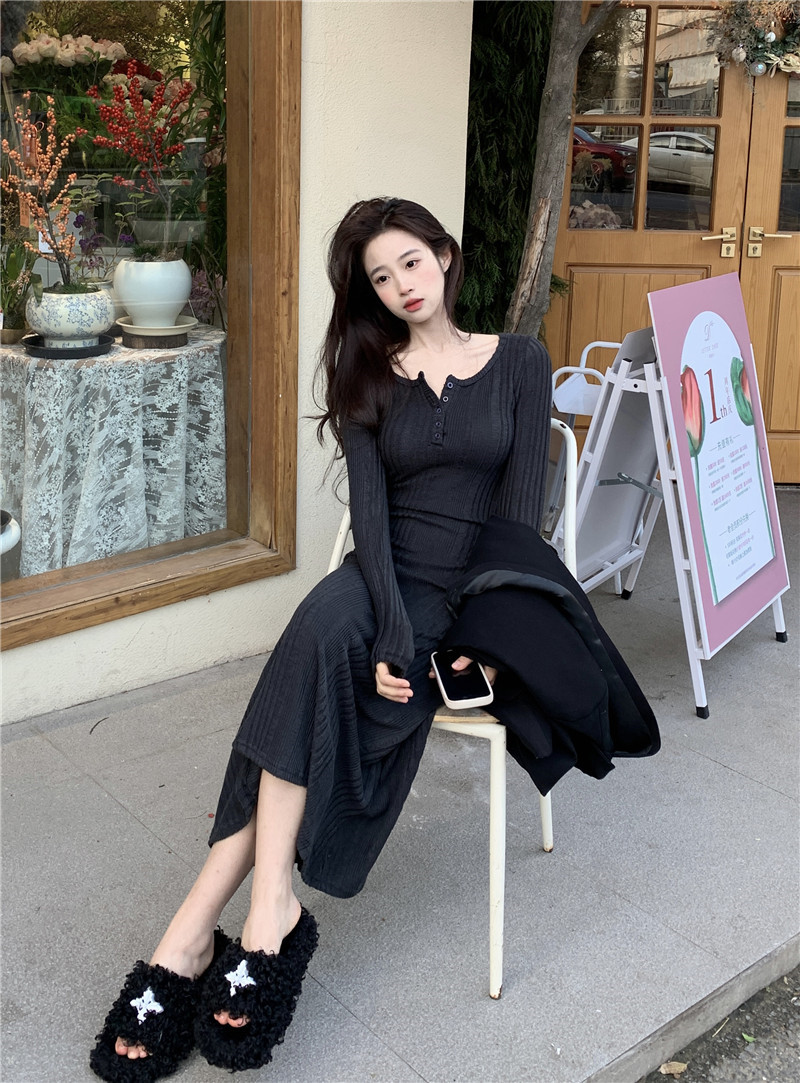 Actual shot~Fleet thickening autumn and winter French waist slimming long skirt bottoming long-sleeved knitted dress