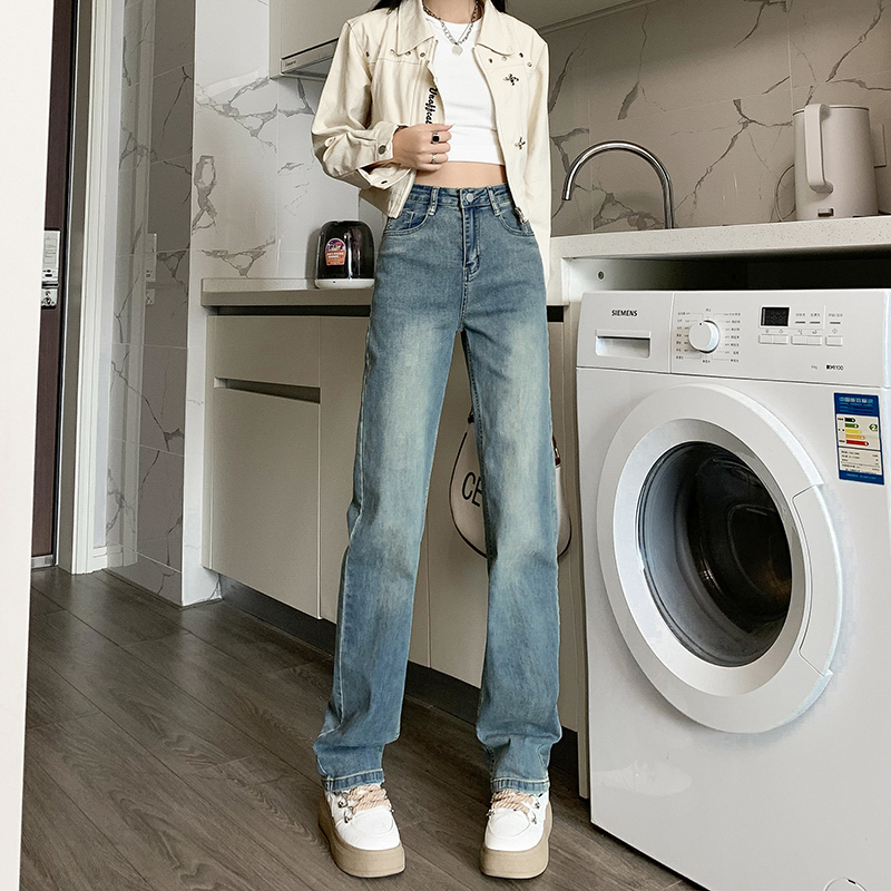 Actual shot of 2024 early spring jeans for women with drapey high-waist elastic straight wide-leg pants and narrow version