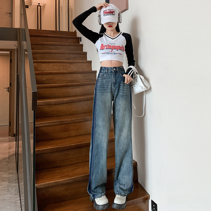 Actual shot of 2024 early spring fashion trend loose straight soft jeans women's drapey floor-length pants
