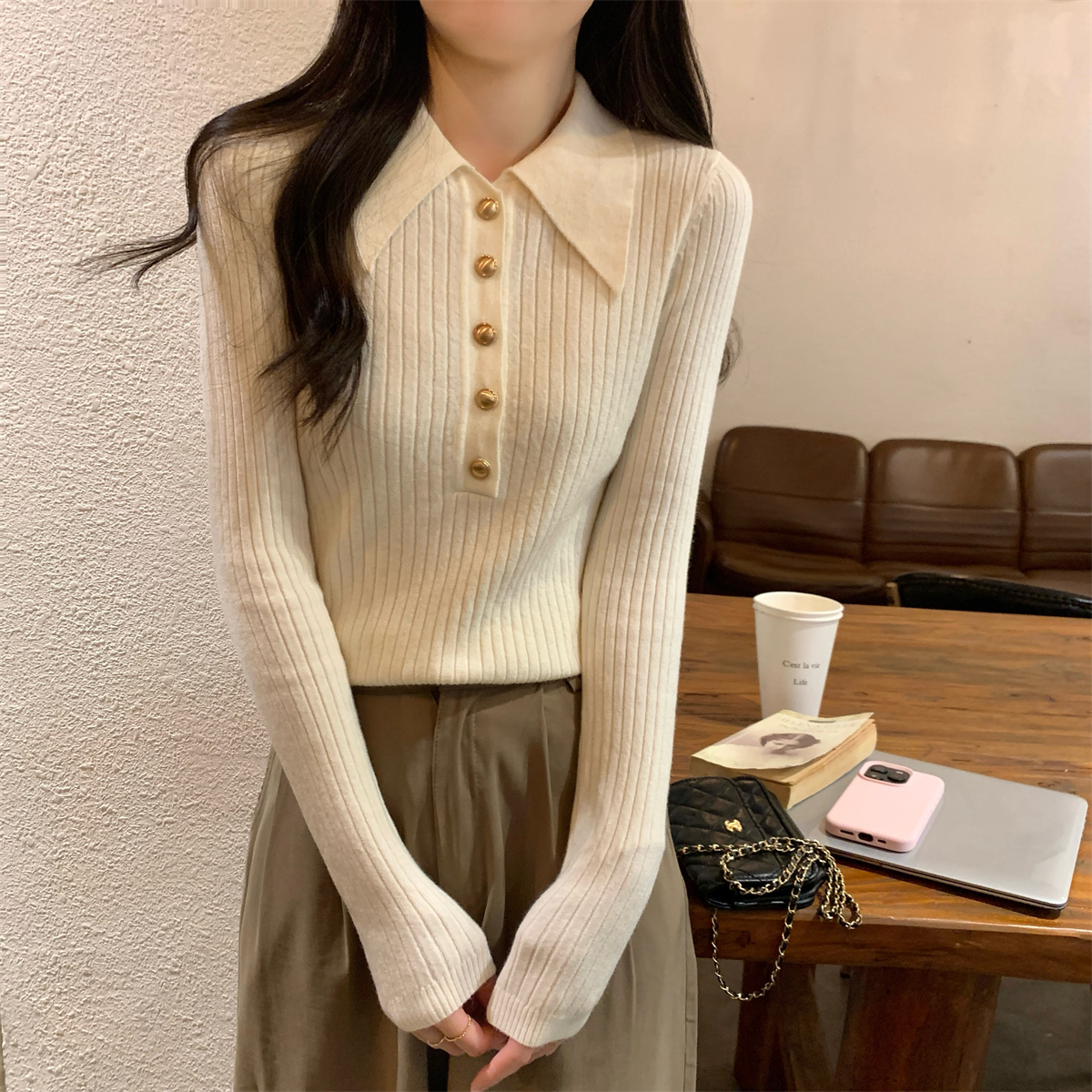Actual shot of autumn and winter Korean style slim-fitting polo collar metal buckle with Andy velvet knitted bottoming sweater