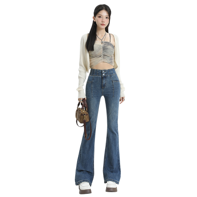 Actual shot of 2024 early spring American retro flared jeans for women, slim horse hoof pants, design high street pants