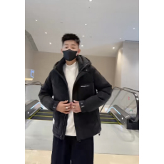 批发男士连帽羽绒服冬季外套男装2023新款轻薄款短款潮牌痞帅加厚连帽