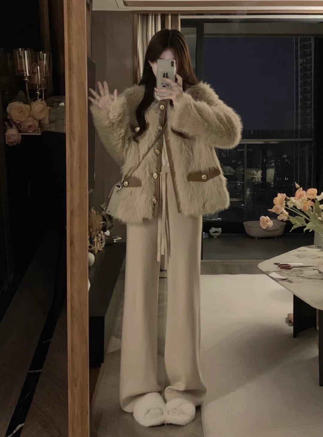 High-end small fragrant style lamb wool coat for women Korean style ladies winter quilted thickened cotton coat