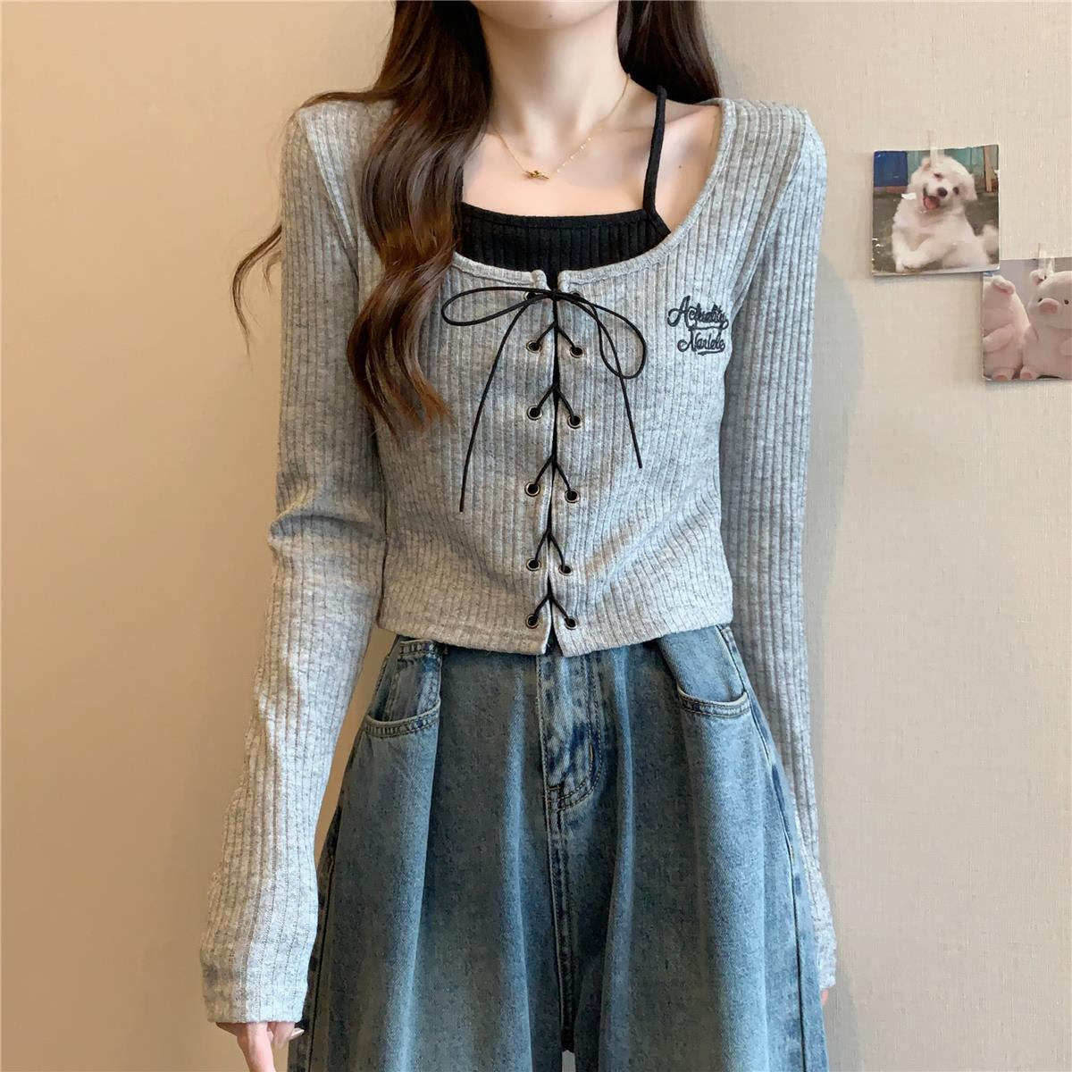 Pure Desire Hot Girl Short Fake Two-piece Embroidered Top Women's Fashionable Autumn Women's Shoulder American Retro T-Shirt