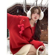 批发实拍  2026~圣诞新年战袍！甜美减龄娃娃领蝴蝶结过年宽松毛衣女
