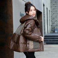 批发2025冬季新款爆款大码女装面包服炸街羽绒棉衣服亮面加厚黑色外套