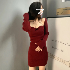 辣妹性感包臀裙御姐风秋冬女2023年新款修身红色针织毛衣连衣裙子