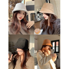 批发实拍实价不减！冬季麂皮绒渔夫帽女百搭休闲羊羔毛盆帽保暖帽子女