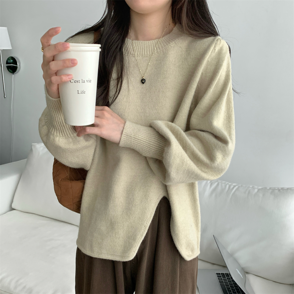 實拍 秋冬韓版寬鬆圓領開叉顯瘦純色內搭北極絨針織毛衣女